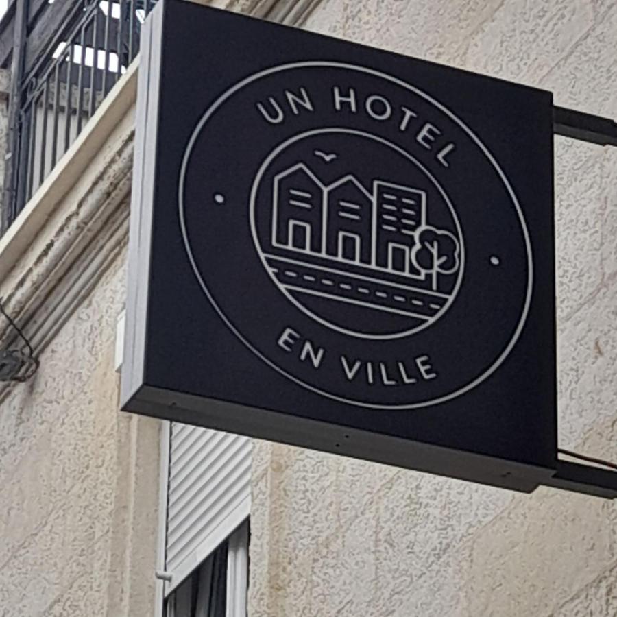 Un Hotel En Ville La Rochelle  Eksteriør bilde